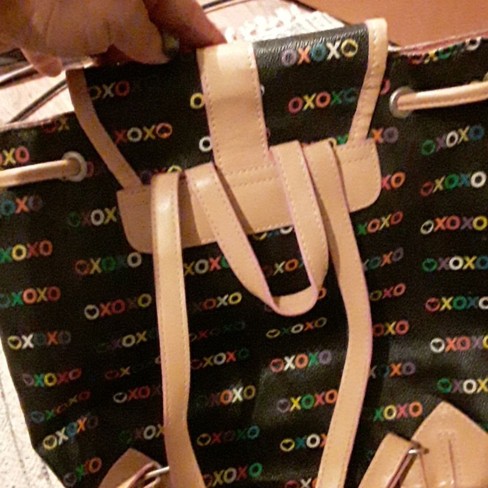 Backpack - Picture 3 of 5